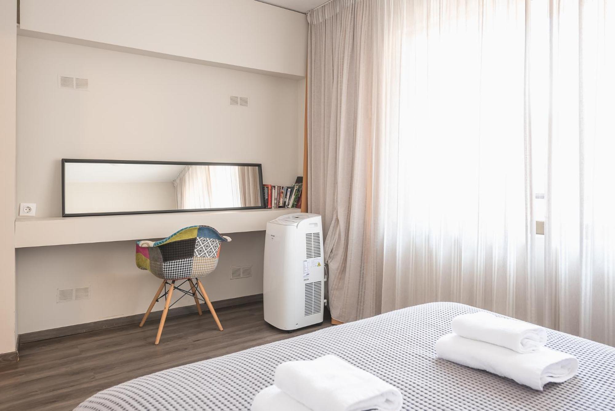 Apartment Steps From Historic Center Plaka เอเธนส์ ภายนอก รูปภาพ