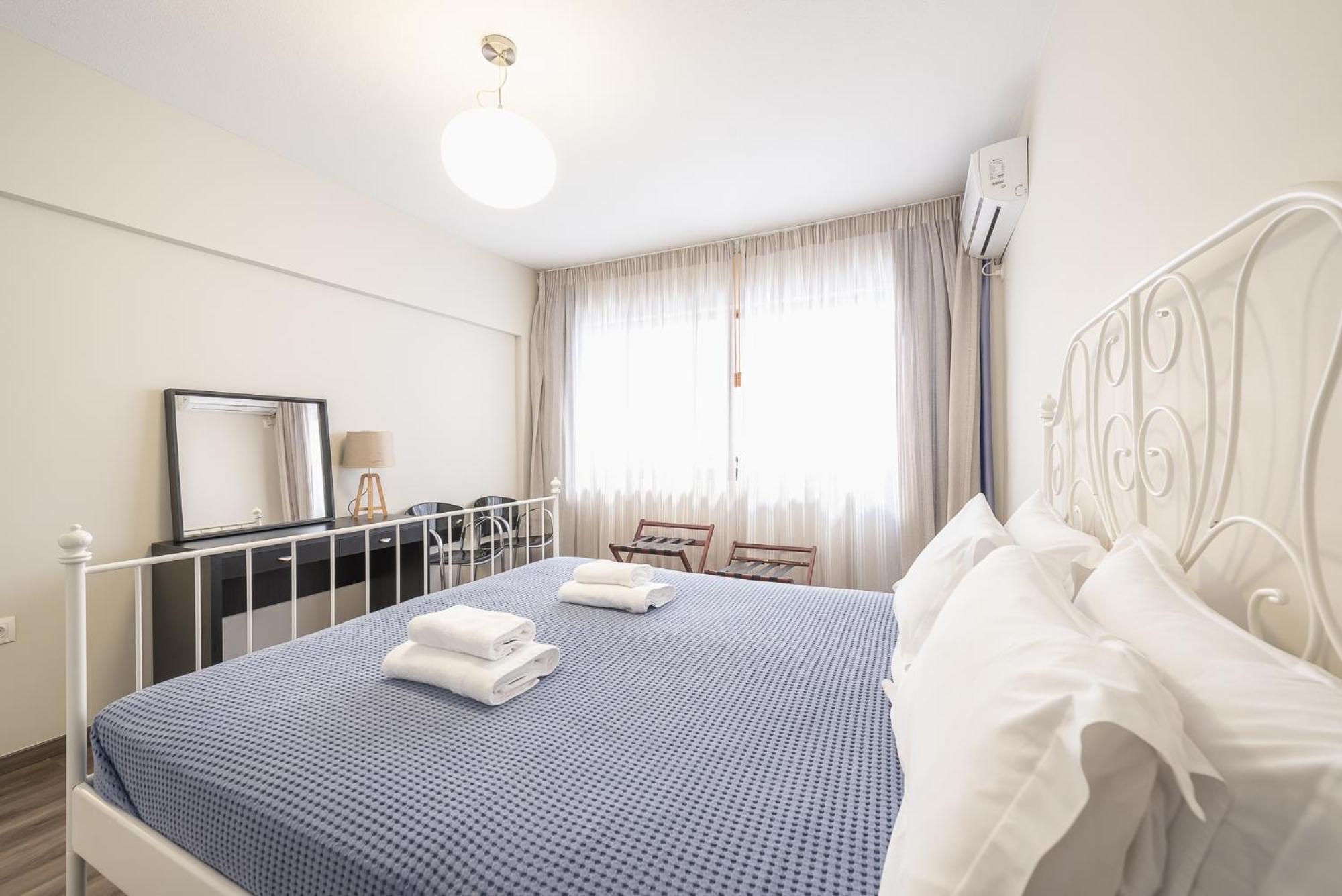 Apartment Steps From Historic Center Plaka เอเธนส์ ภายนอก รูปภาพ