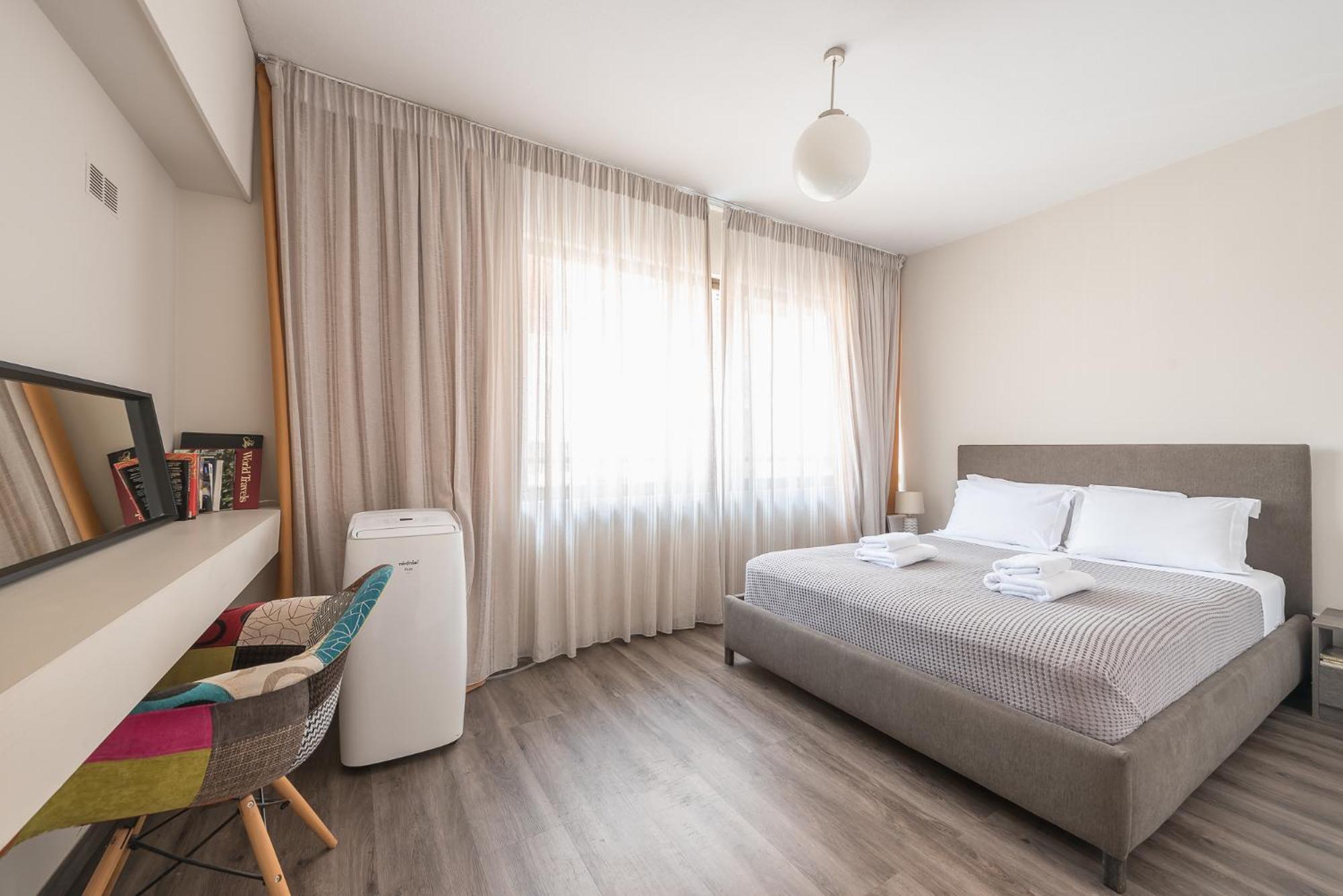 Apartment Steps From Historic Center Plaka เอเธนส์ ภายนอก รูปภาพ